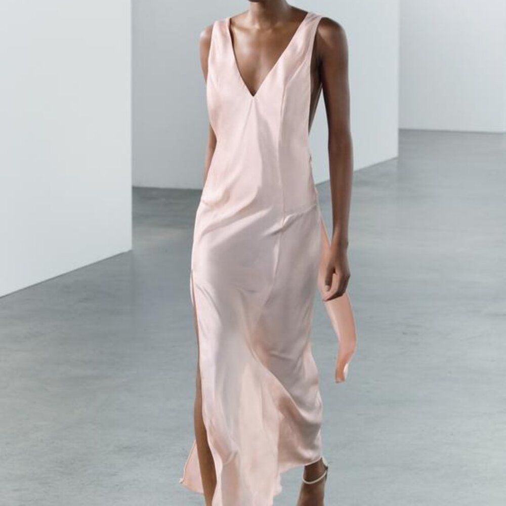 OPEN BACK SATIN EFFECT DRESS - Picture 3 of 8